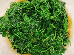 -侬佳蒸菜馆(听潮店)