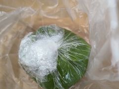 松子豆沙青团-佬泰丰斋· 乌镇茶食餐厅