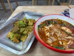 -二钢串叔麻辣烫(华龙大厦店)