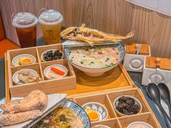 -凯峰鱼汤米线(金利達店)