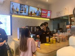 -CoCo都可(八达商城店)