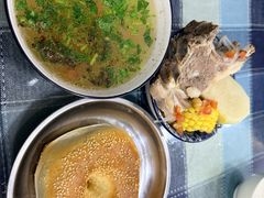 缸子肉的汤-園丁烤肉缸子肉