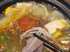 -乡土特色.冷锅鱼.牦牛肉汤锅