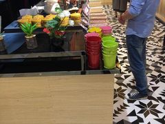 -花馬肆.云南过桥米线(汉神购物广场现场熬汤店)