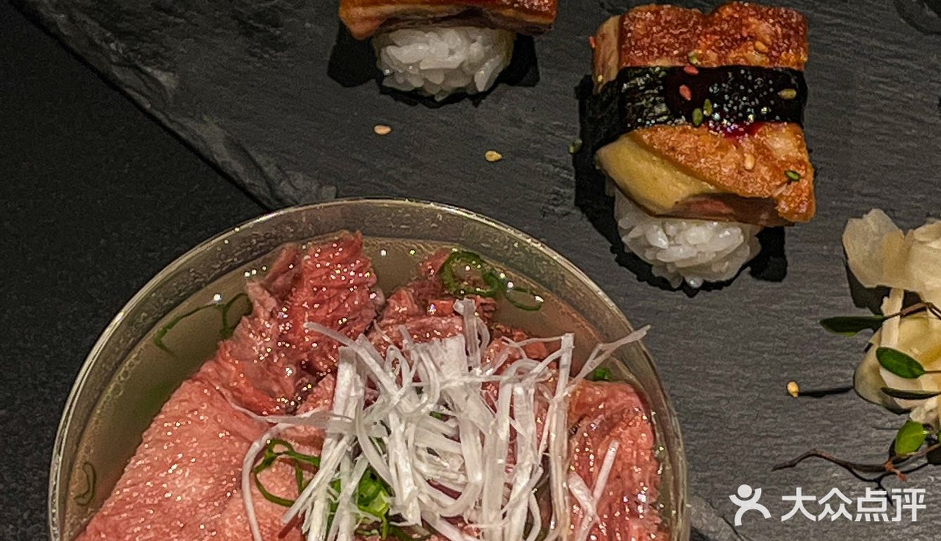 南京｜超有氛围的日料店🌃