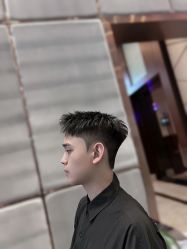 -尼特斯男士发型馆
