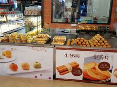 面包甜点陈列柜-爱达乐面包生日蛋糕(郫县时代天街店)