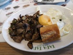 -Tapa Tapa