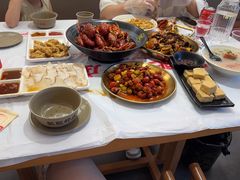 -肥肥虾庄·金牌油焖大虾(汉口城市广场店)