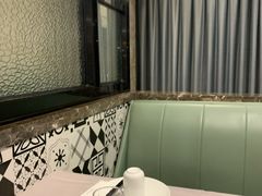 卡座-临安鲲凌餐厅(钱王大街店)