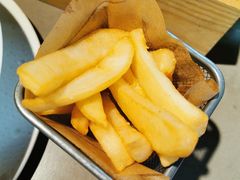 -more than meow吴止猫主题餐厅(承德 中船汇店)