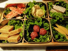 -尚尚仙·酸汤猪手·猪肚鸡火锅(华联万柳购物中心店)