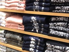 -优衣库(深圳万象天地旗舰店)
