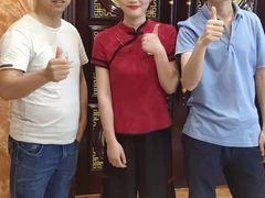-皇宫大酒店