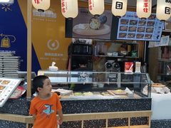 -一田屋饭团(华侨城沃尔玛店)