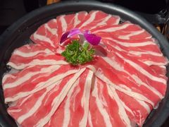 -老牌坊云南鱼豆花火锅(哈西万达店)