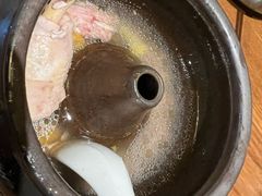 -云海肴·汽锅鸡·云南代表菜(天山百盛优客店)