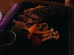 果木烤安格斯谷饲牛排-MR.ROCKY洛奇先生RESTAURANT&BAR(宝安壹方城店)