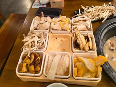 -菌乡缘·野生菌蒸汽鱼火锅(江边夜市店)