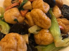 -白玉兰食品(汇联商厦店)