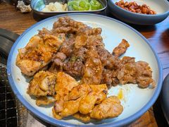 -明洞阿姨·韩式酱蟹烤肉·创意料理(三元桥店)