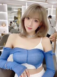 -AYO SALON