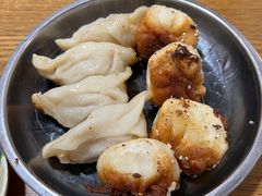 -黄阿姨锅贴大王(万航渡路店)