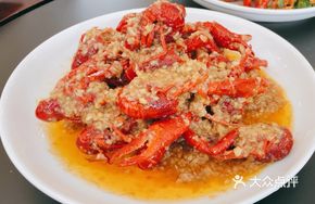 Garlic and Minced Pork with Medium-sized Shrimp