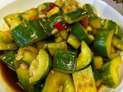 -堂瓦里·33年传统赣菜(第一街区店)