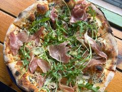 -Gather pizza