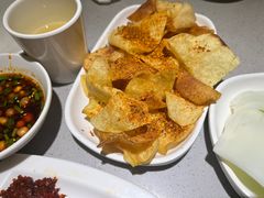 -渝大龙重庆火锅(温泉月亮湾店)