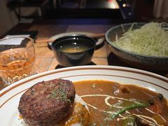 咖喱和牛狮子头饭-山杏yama-katsu·吉列炸物