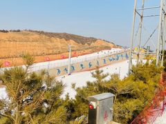 -采薇庄园四季滑雪场