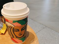 -星巴克臻选(上海中环广场2F店)