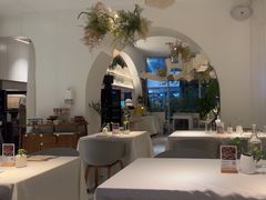 -春树下·树屋花房西餐厅(罍街AS1980店)