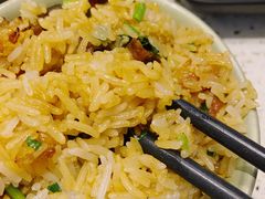 腊味煲仔饭-椰子营·椰子鸡火锅(万象里店)