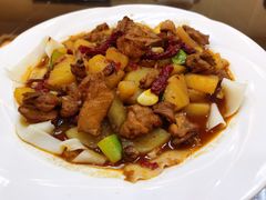 新疆大盘鸡-新疆巴州金丝特餐厅(大钟寺店)