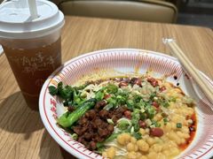 -遇见小面(站西路店)