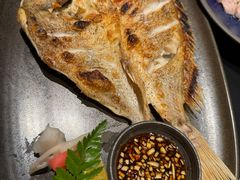 -山川小町·极番烧肉(新地假日广场店)