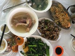 -红月湾海鲜饭店•沙滩海景(双月湾店)