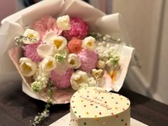 -Rosy洛绮·蛋糕咖啡店