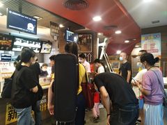 -麦当劳(海岸城店)