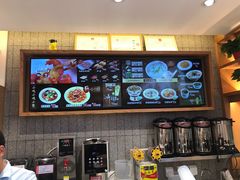 -南城香·饭香串香馄饨香(青年路店)