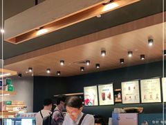 -星巴克(杭州西湖银泰1F店)