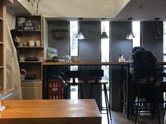大堂-家味螺蛳粉&烤鱼(安远路店)