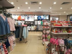 -乐友孕婴童(龙旗购物中心店)