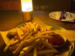 -MARU玛露音乐餐厅(大学路店)