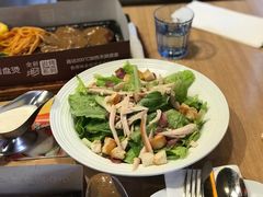 -必胜客(上海新南方商城PH店)