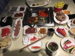 -海底捞火锅鲜切牛肉主题店(长寿路店)