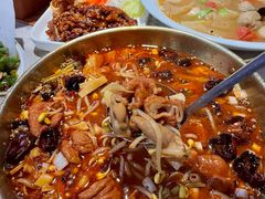 -百味地锅鸡(二店·财校分店)